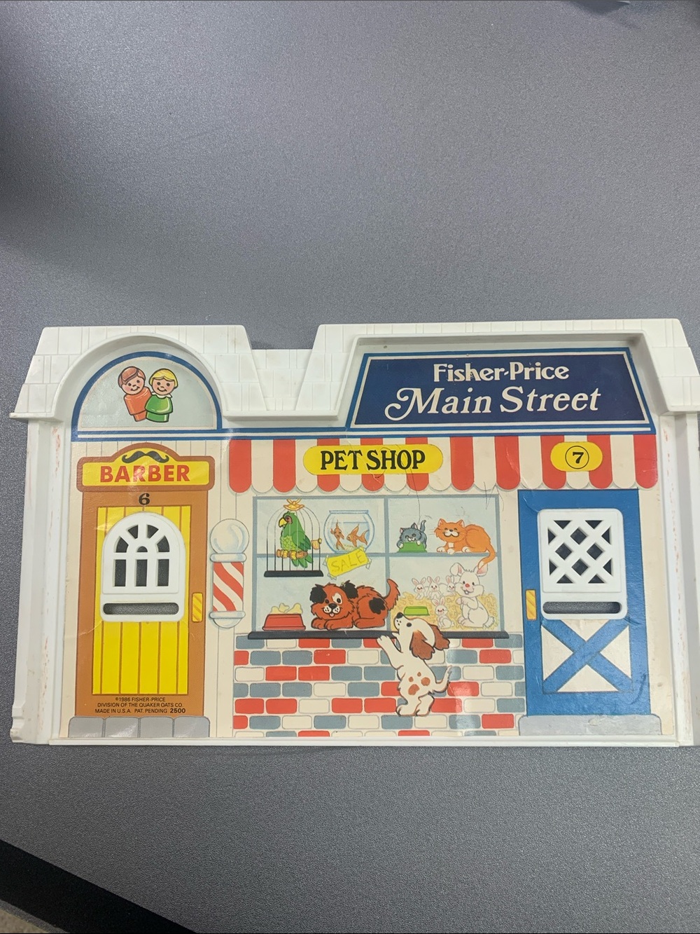 Fisher-Price Main Street Pet Shop Panel - White, Yellow, Blue, Red